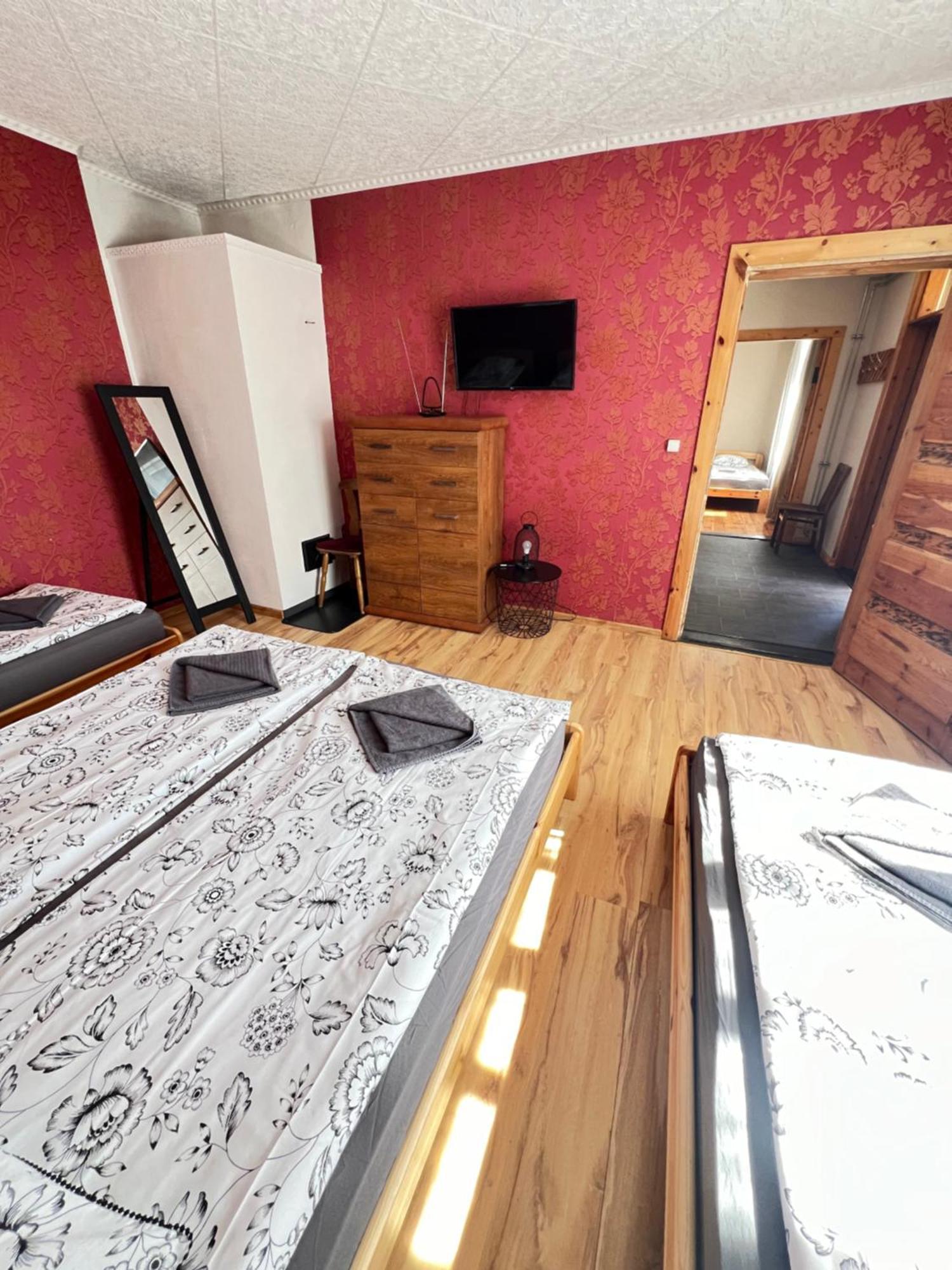 Meldernams Aparthotel Ventspils Ngoại thất bức ảnh
