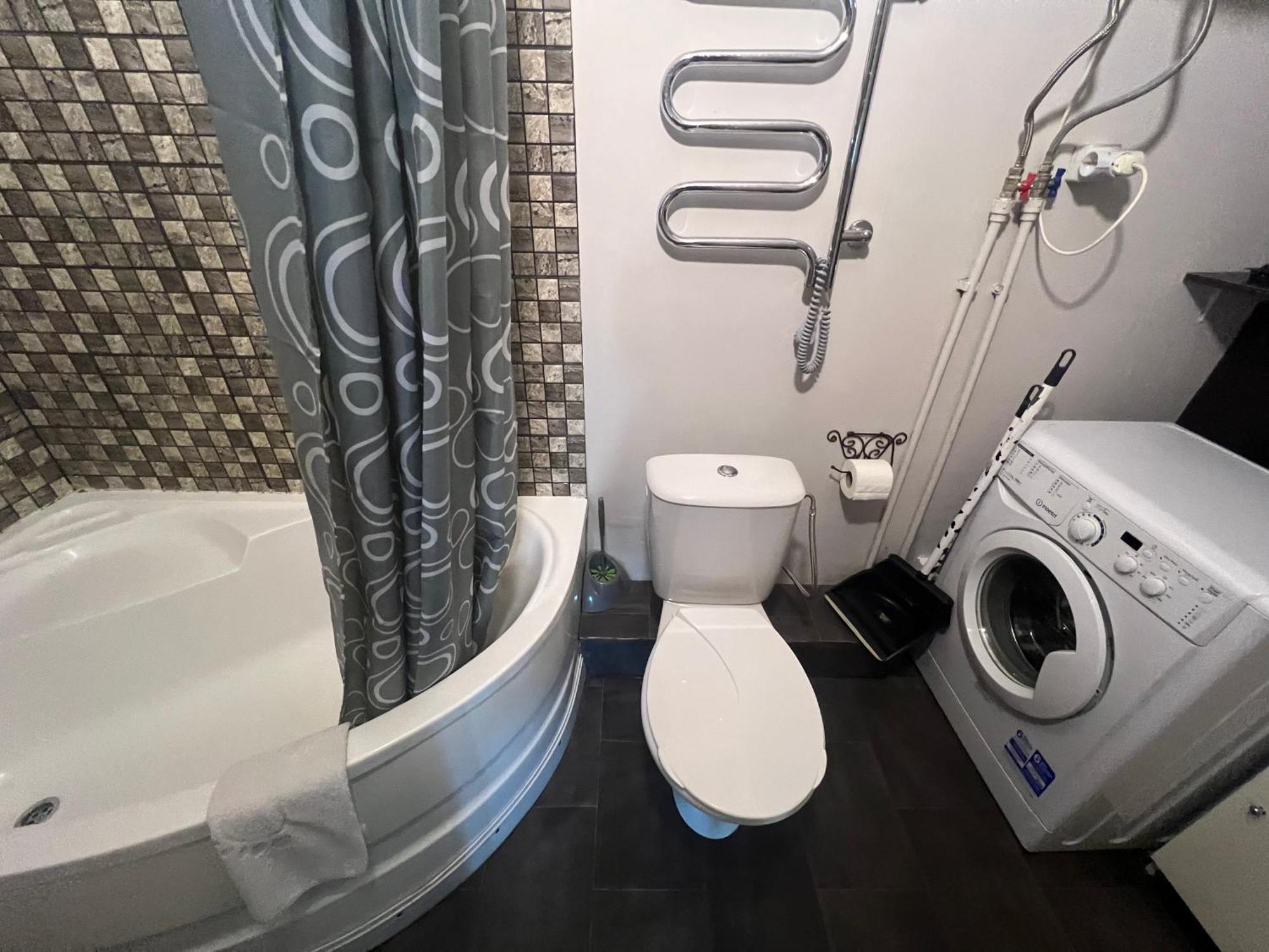 Meldernams Aparthotel Ventspils Ngoại thất bức ảnh